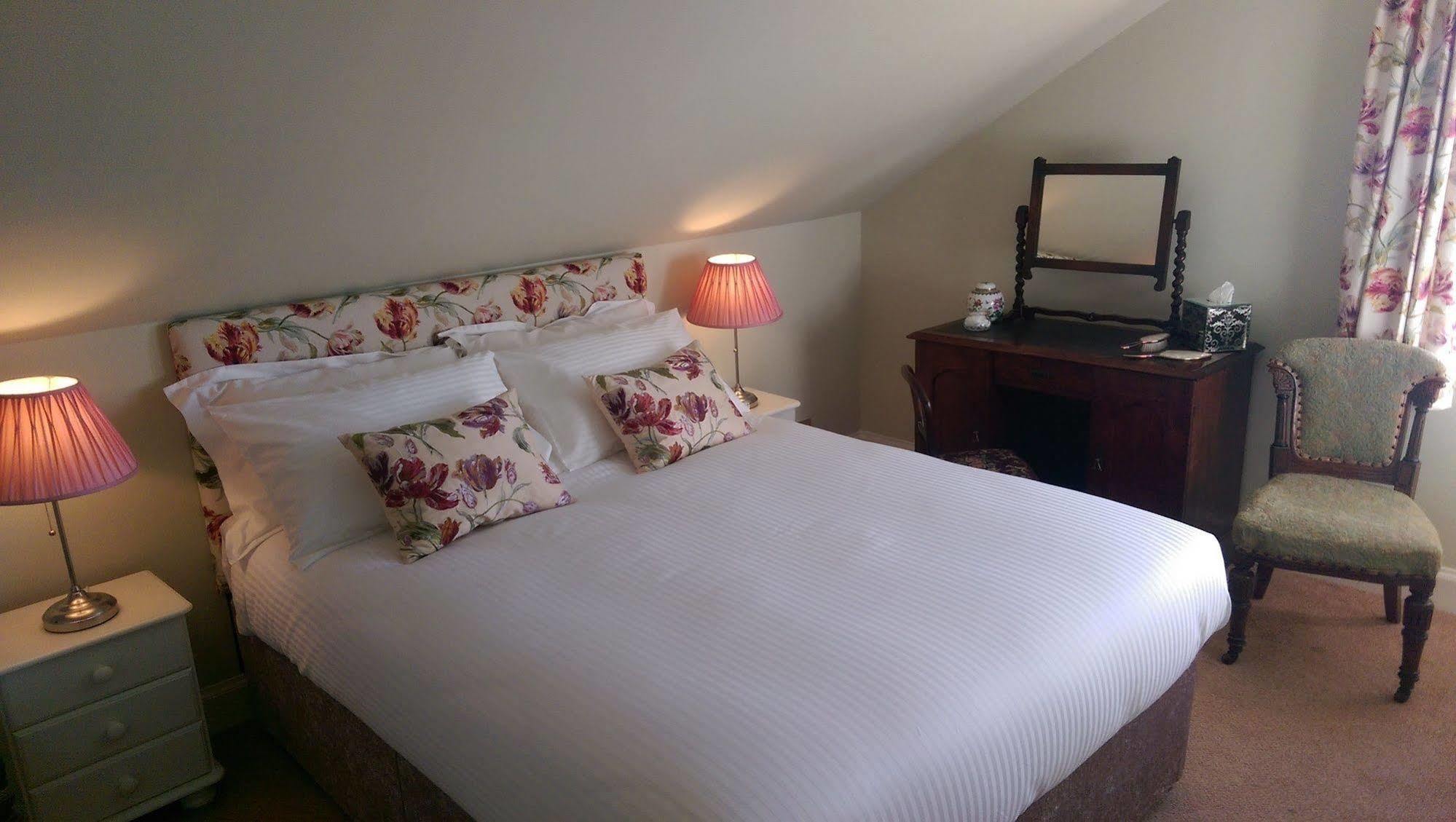 Lochinver Guesthouse Эр Экстерьер фото